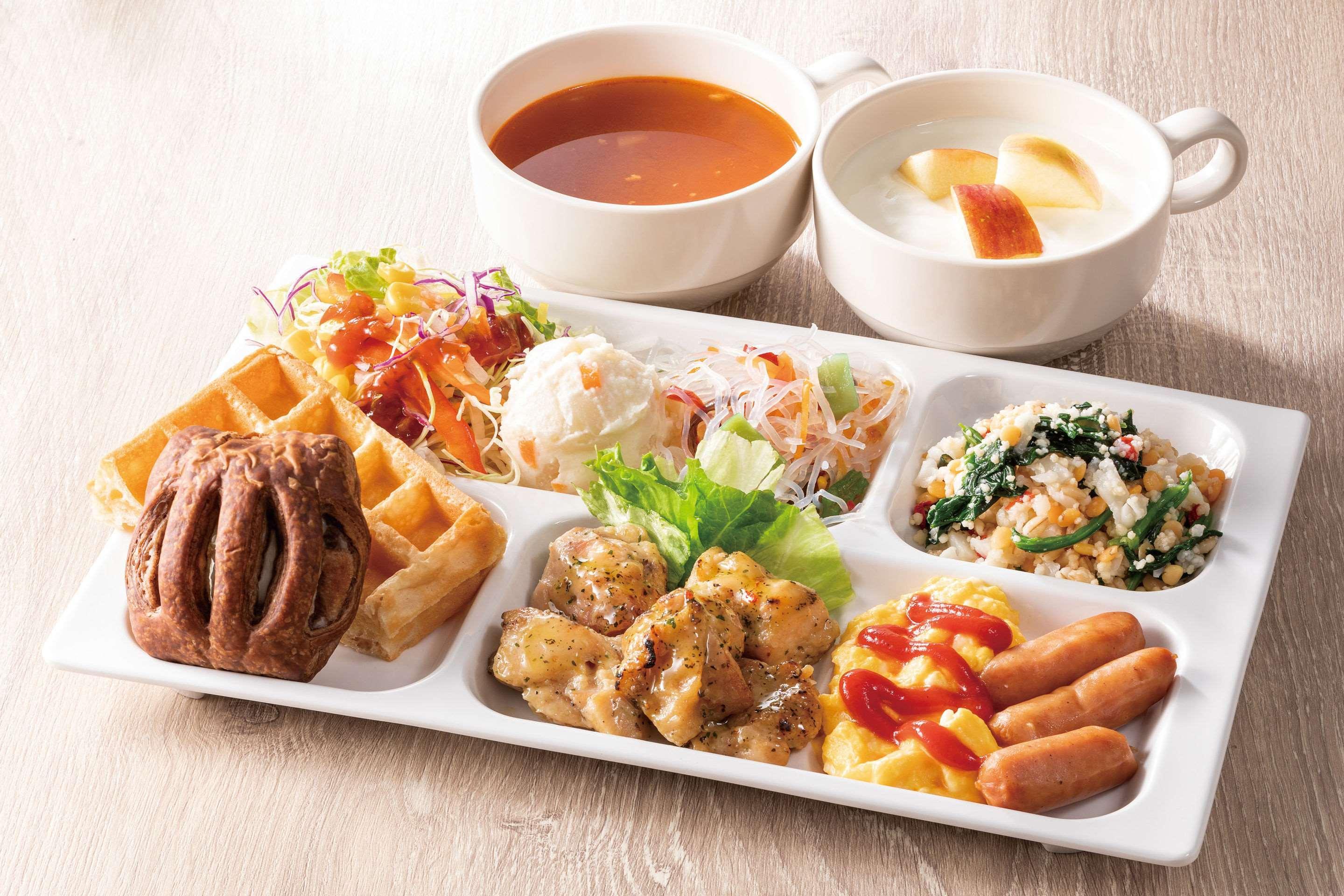 成田机场康福特茵酒店 酒店 3*