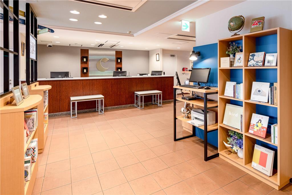 成田机场康福特茵酒店 3*